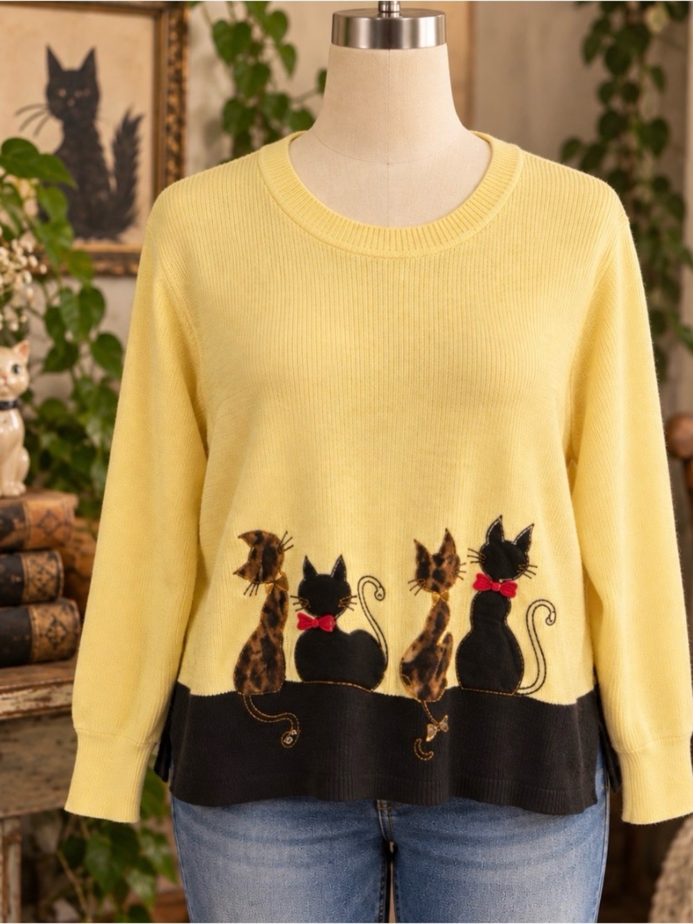 Yellow Cat-Print - patchwork Crewneck Sweater